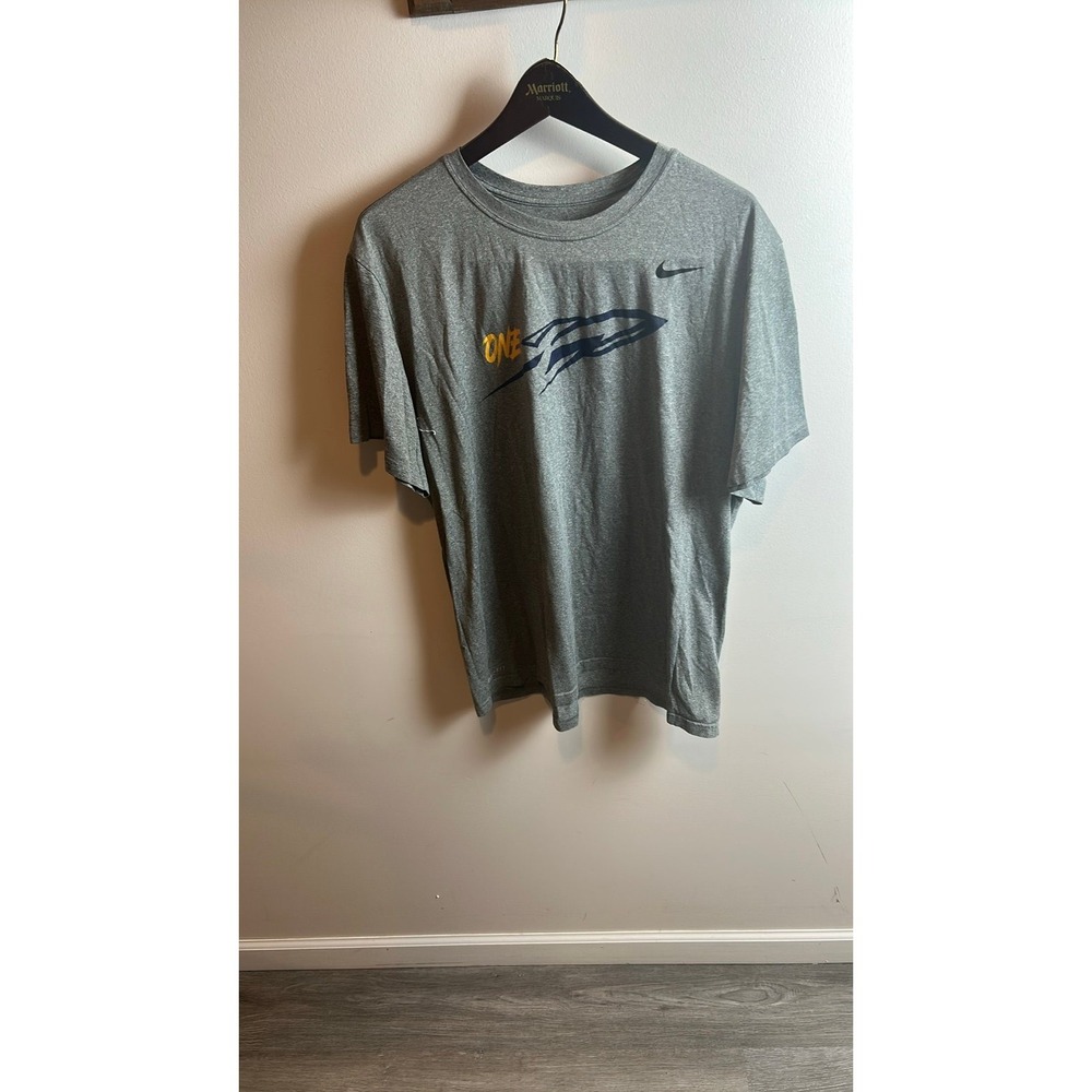 Nike youth gray XXL T-shirt